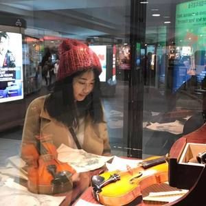 Meet your Posher, Ying